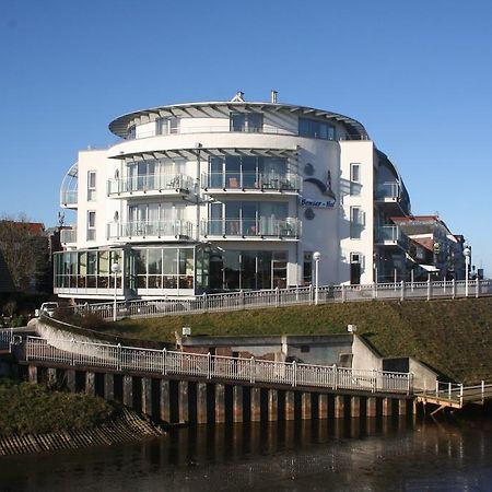 Nordseehotel Benser Hof Am Hafen เบนซาซิเออ ภายนอก รูปภาพ