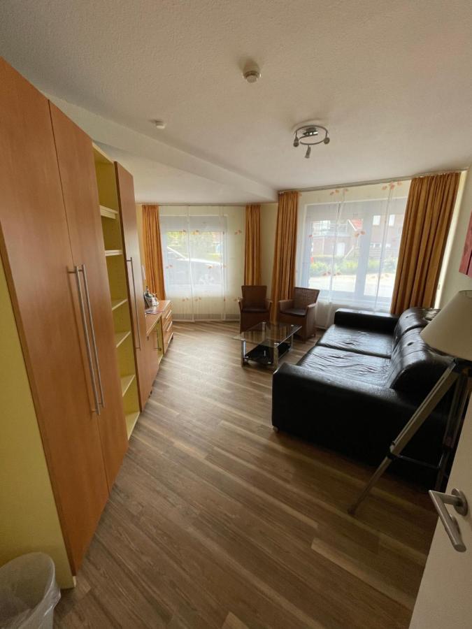 Nordseehotel Benser Hof Am Hafen เบนซาซิเออ ภายนอก รูปภาพ