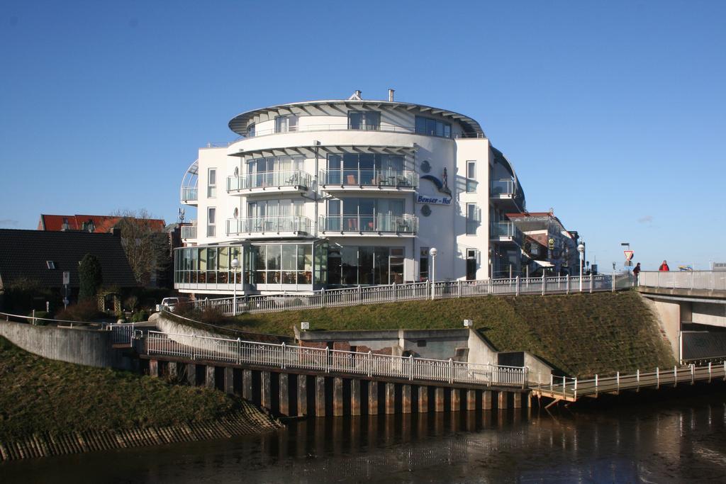 Nordseehotel Benser Hof Am Hafen เบนซาซิเออ ภายนอก รูปภาพ